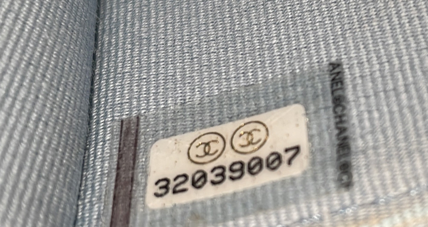 https://cdn.shopify.com/s/files/1/0384/0161/files/395455-1_Serial.jpg?v=1764959807